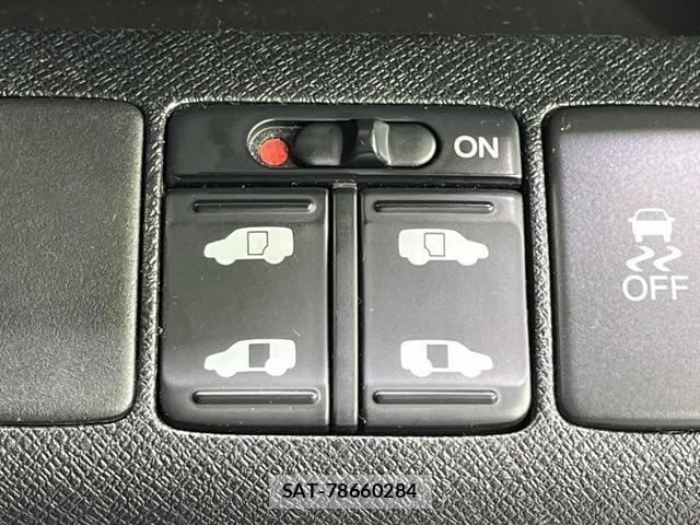 Honda e 2012-03 8815015-3