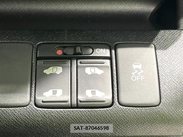 Honda e 2010-07 8816488-3