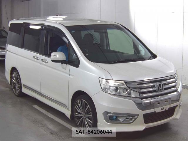 Honda e 2014-02 8816536-0