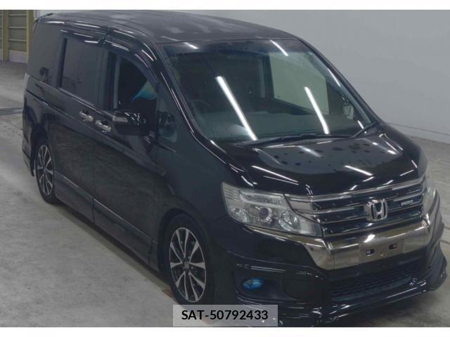 Honda e 2013-07 8816618-0