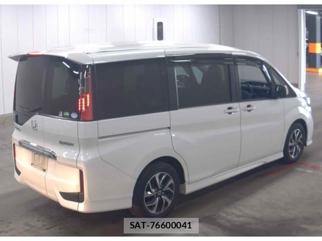 Honda e 2019-11 8816644-1