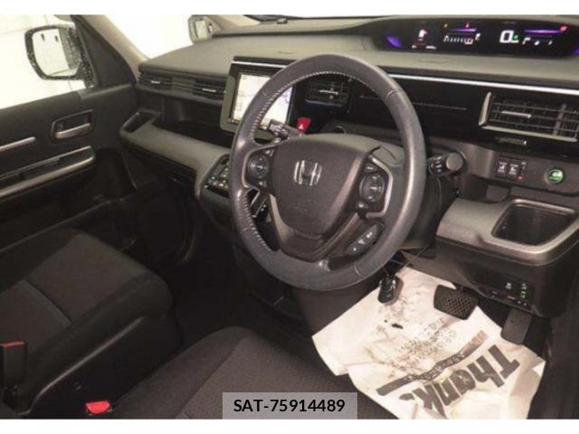 Honda e 2019-03 8816715-2