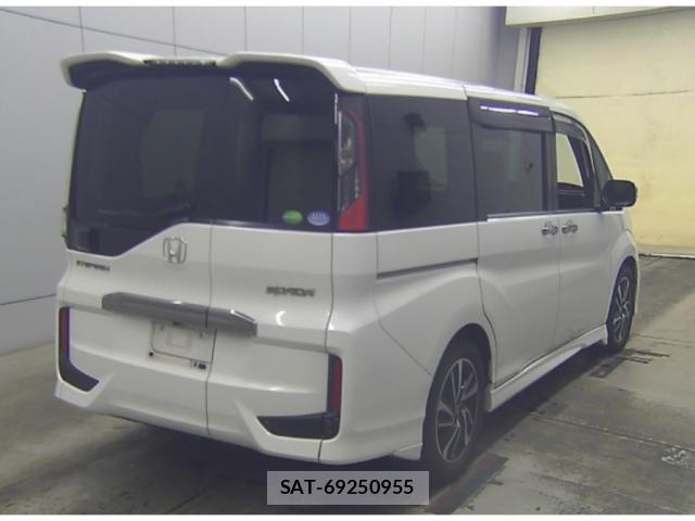 Honda e 2017-09 8816778-1