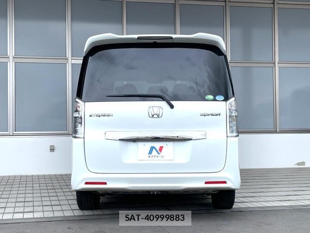 Honda e 2013-09 8817101-15