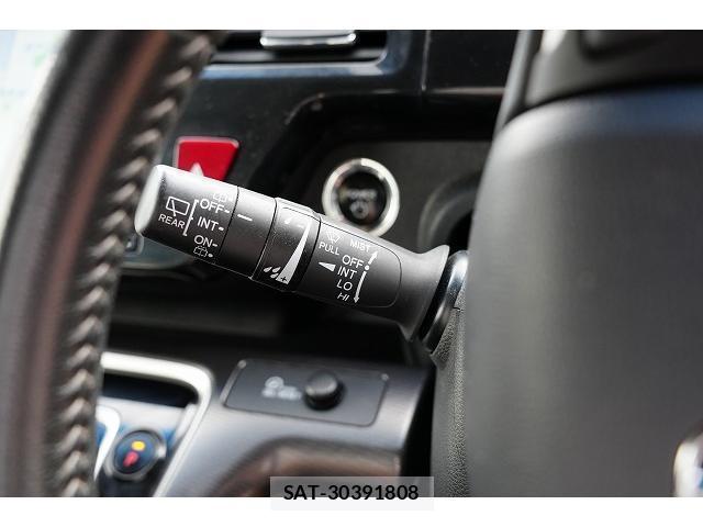 Honda e 2020-03 8817289-9