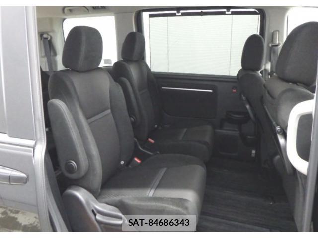 Honda e 2017-11 8817360-4