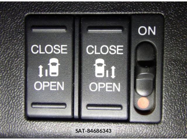 Honda e 2017-11 8817360-8