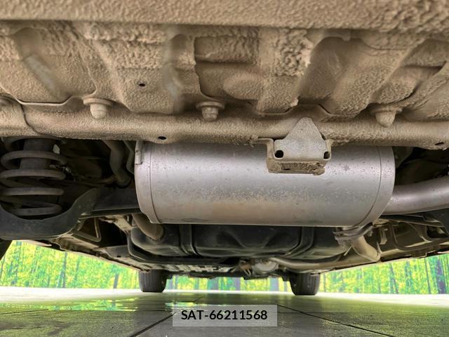Honda e 2015-11 8812075-18