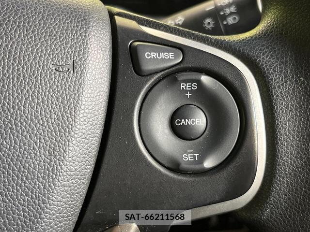 Honda e 2015-11 8812075-5