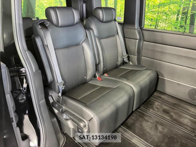 Honda e 2023-08 8812173-8