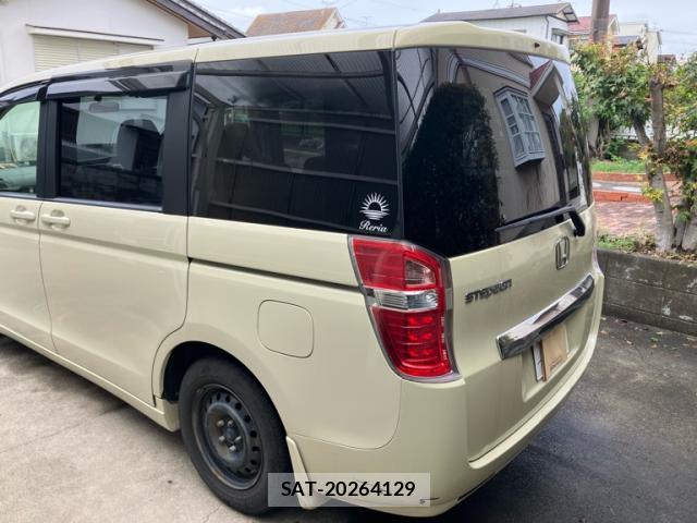 Honda e 2013-03 8812335-2