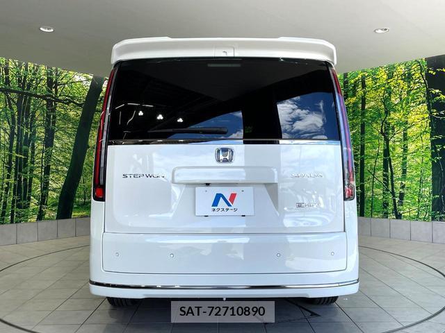 Honda e 2026-08 8812665-16