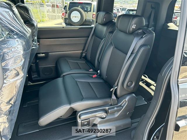 Honda e 2026-06 8812751-14