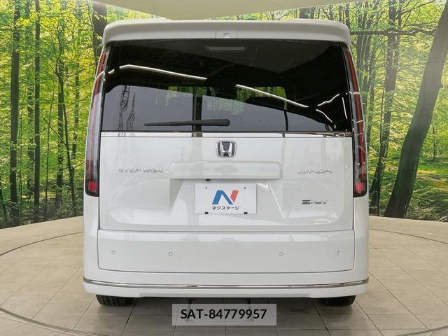 Honda e 2024-03 8812969-15