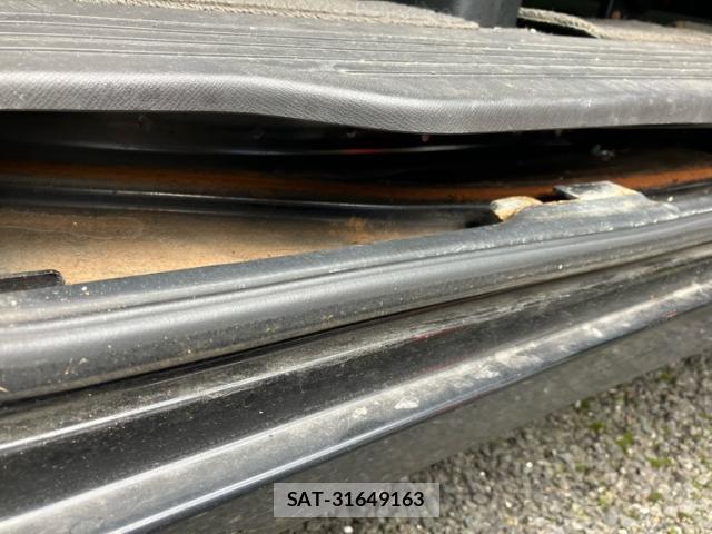 Honda e 2011-03 8812988-11