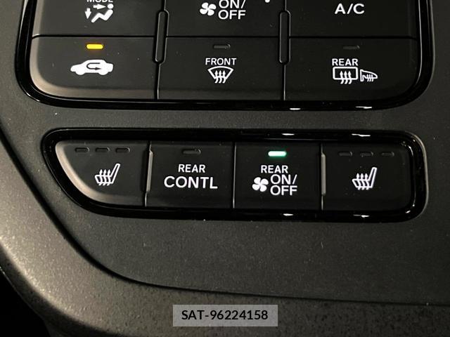 Honda e 2024-02 8813191-5