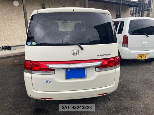 Honda e 2007-08 8813268-13