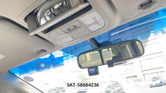 Honda e 2017-07 8813317-8