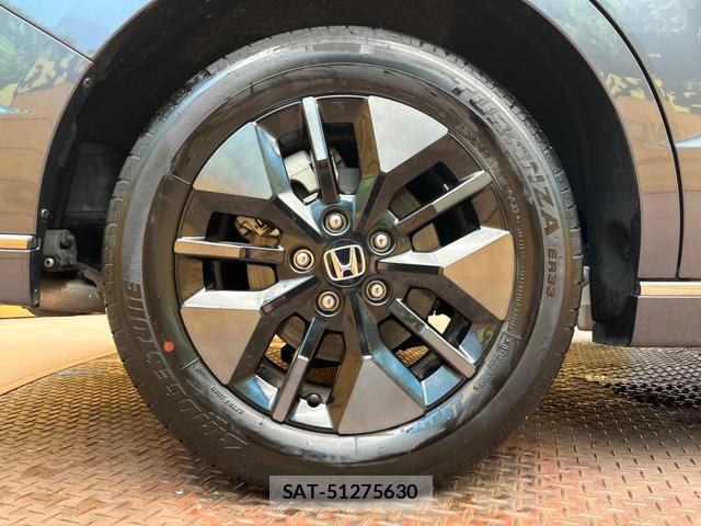 Honda e 2025-10 8813692-3