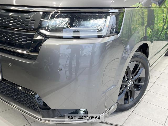 Honda e 2024-01 8814026-12