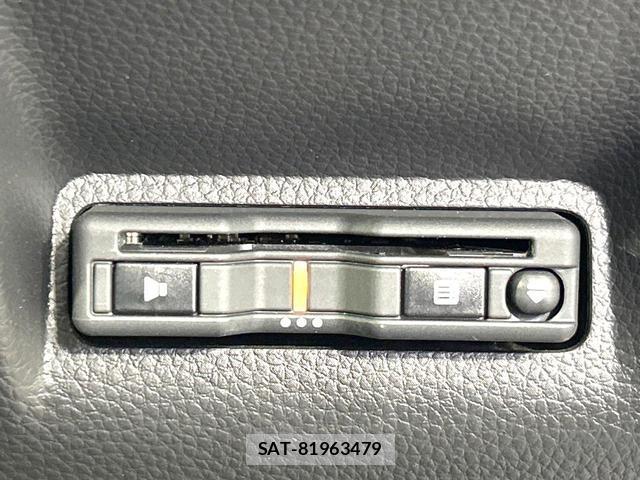 Honda e 2024-08 8814300-4