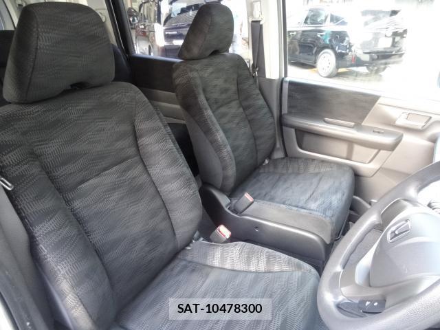 Honda e 2013-02 8814873-13