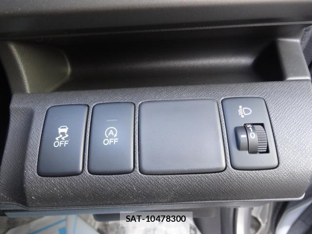 Honda e 2013-02 8814873-8