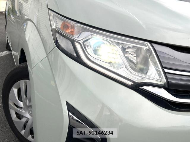 Honda e 2016-01 8815005-12