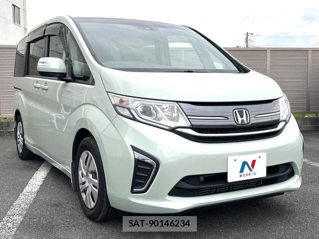 Honda e 2016-01 8815005-16