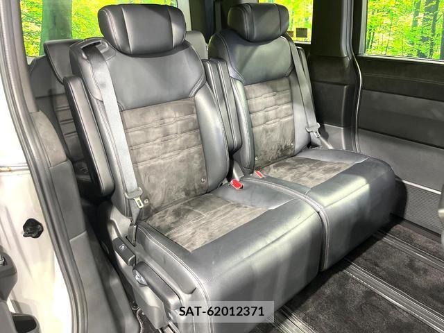 Honda e 2023-12 8815029-8