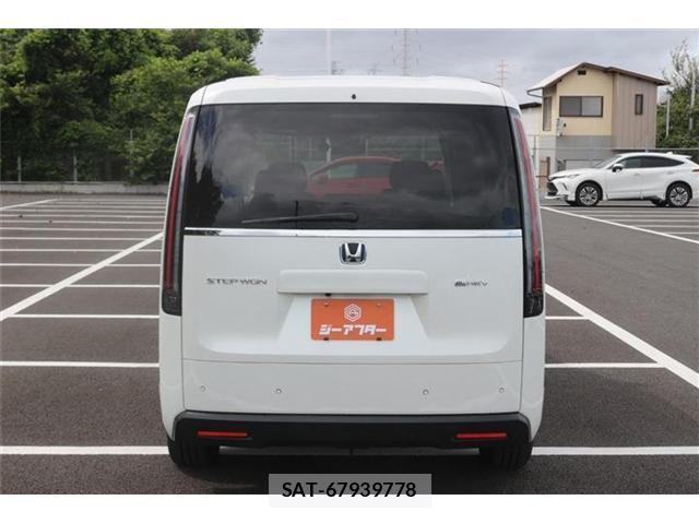 Honda e 2023-07 8815744-10