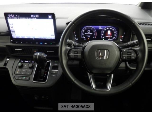 Honda e 2022-08 8816670-2