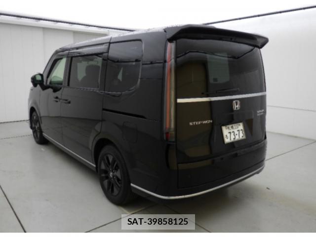 Honda e 2022-07 8816674-1