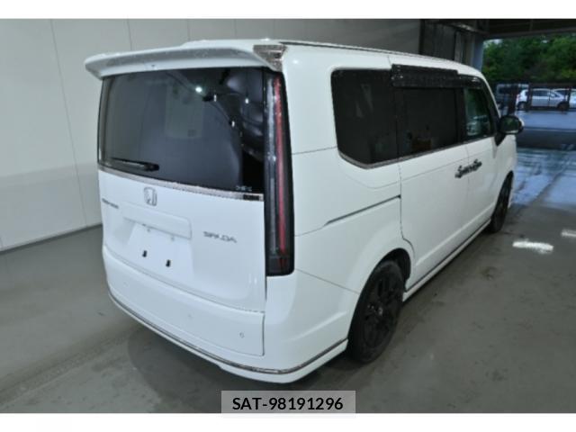 Honda e 2023-10 8816856-1