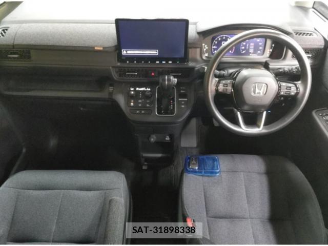 Honda e 2022-09 8816900-1