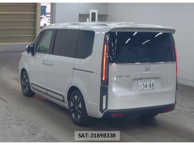 Honda e 2022-09 8816900-2