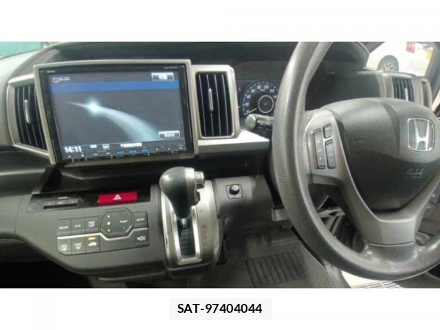 Honda e 2014-01 8816905-2