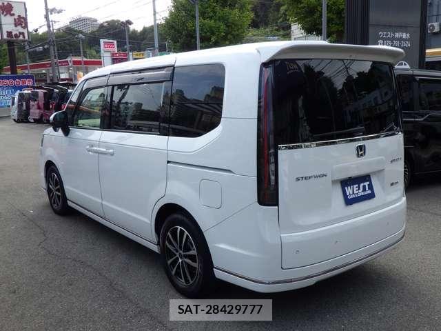 Honda e 2022-12 8816992-1