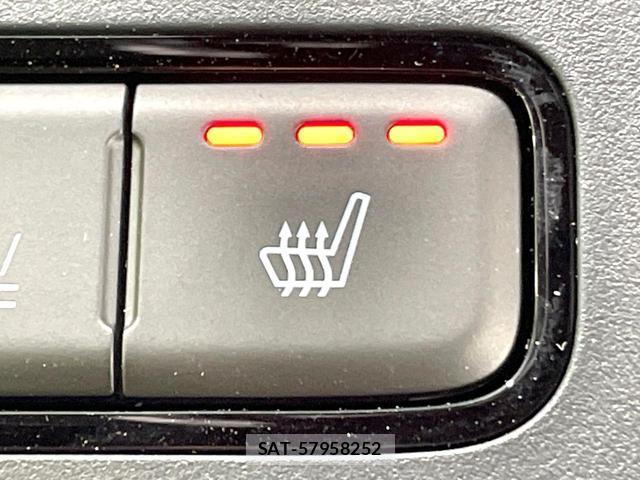 Honda e 2026-03 8817232-6