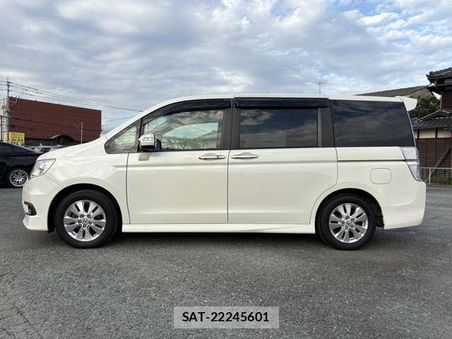 Honda e 2012-01 8817463-3