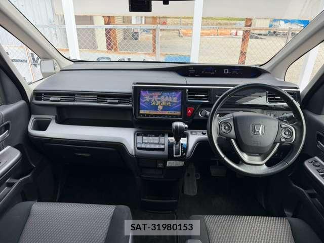 Honda e 2017-02 8817699-1