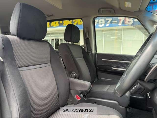 Honda e 2017-02 8817699-10