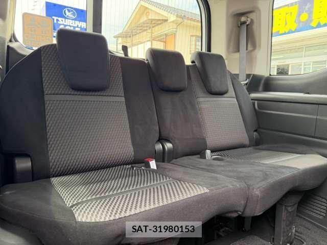 Honda e 2017-02 8817699-12