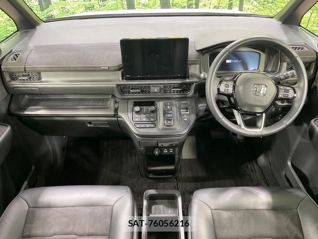Honda e 2024-02 8817759-1