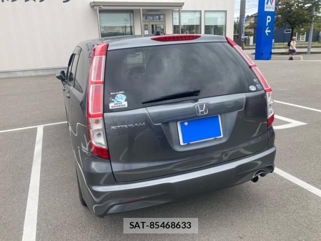Honda STREAM 2010-02 8812527-1