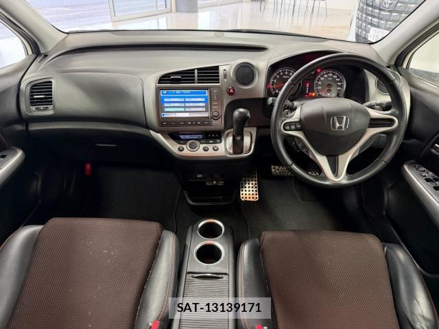 Honda STREAM 2009-06 8816442-17