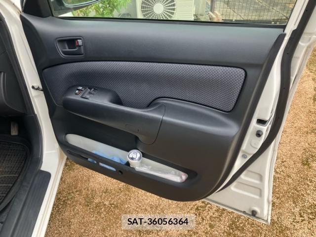 Toyota SUCCEED VAN 2013-11 8813549-10