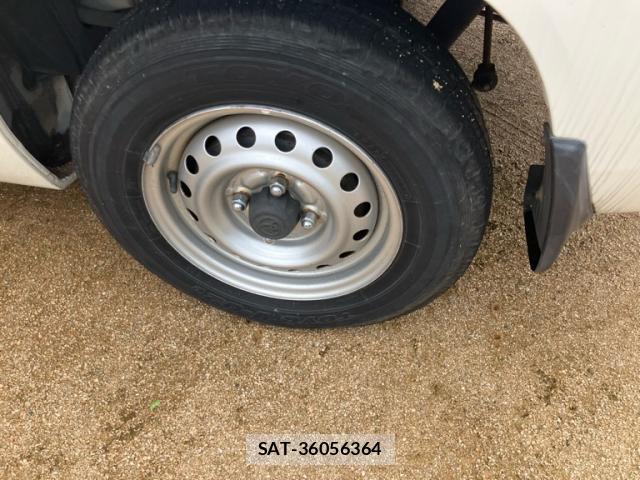 Toyota SUCCEED VAN 2013-11 8813549-12