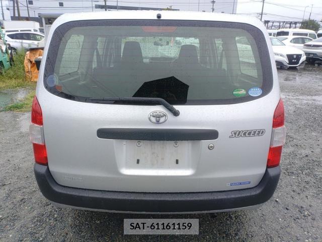 Toyota SUCCEED 2016-07 8813803-3