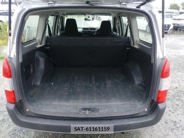 Toyota SUCCEED 2016-07 8813803-5
